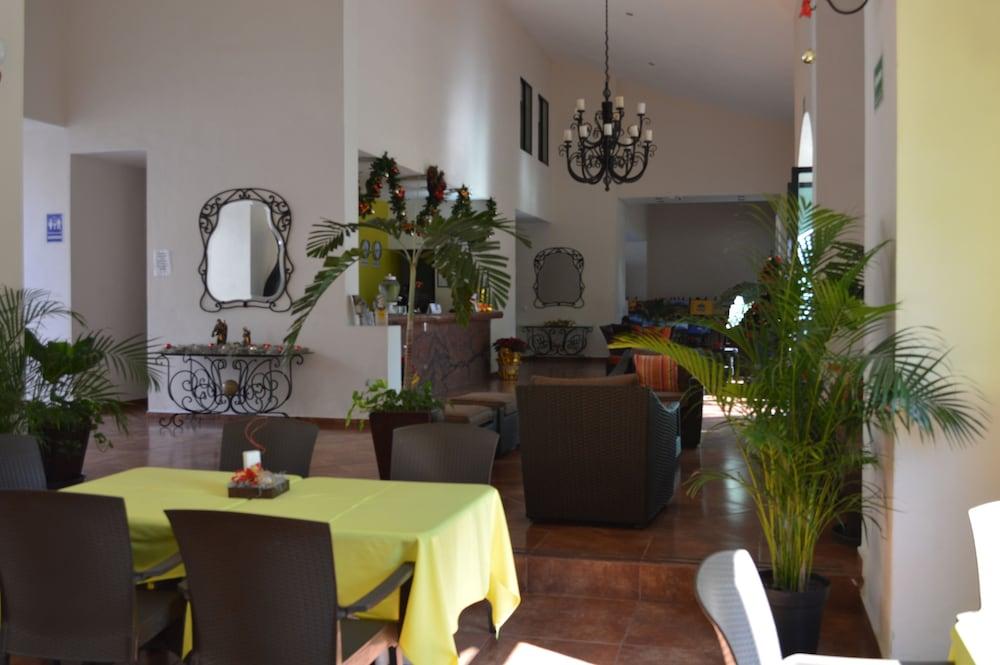 Concierge Plaza La Villa Colima Exterior foto